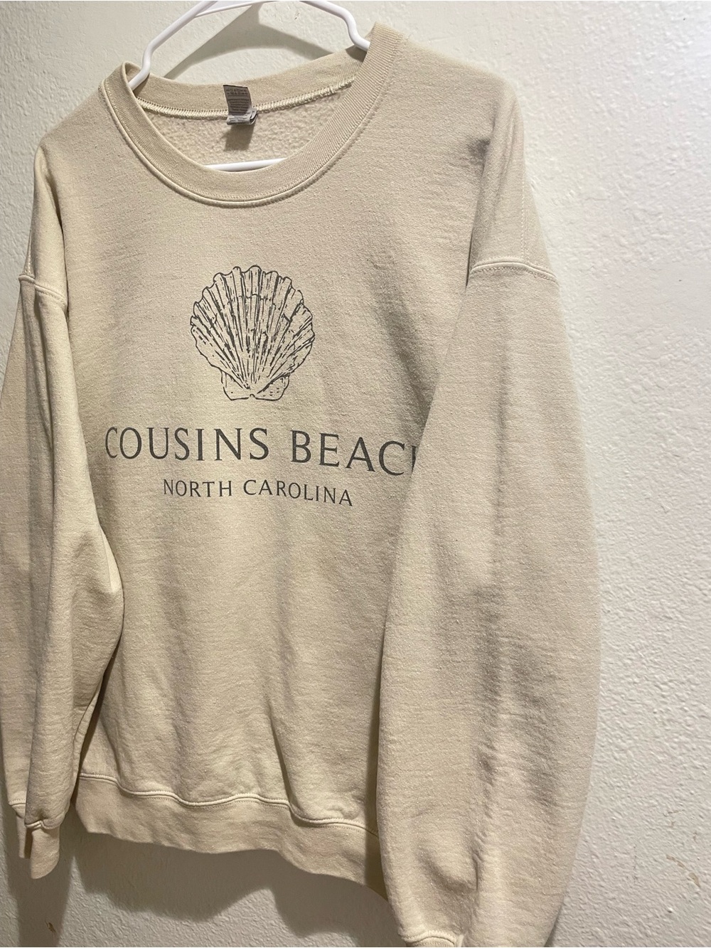 The Summer I Turned Pretty Cousins Beach Crewneck Liam Lore Mens L Cream - Picture 3 of 7
